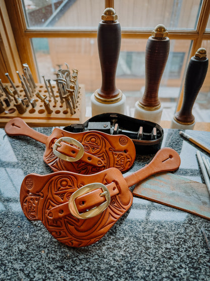 Spur Straps