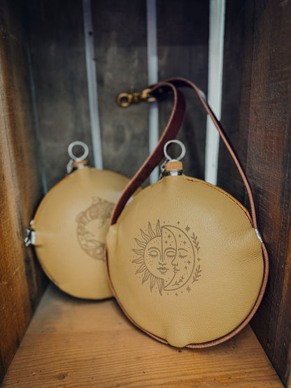 Saddle Canteen