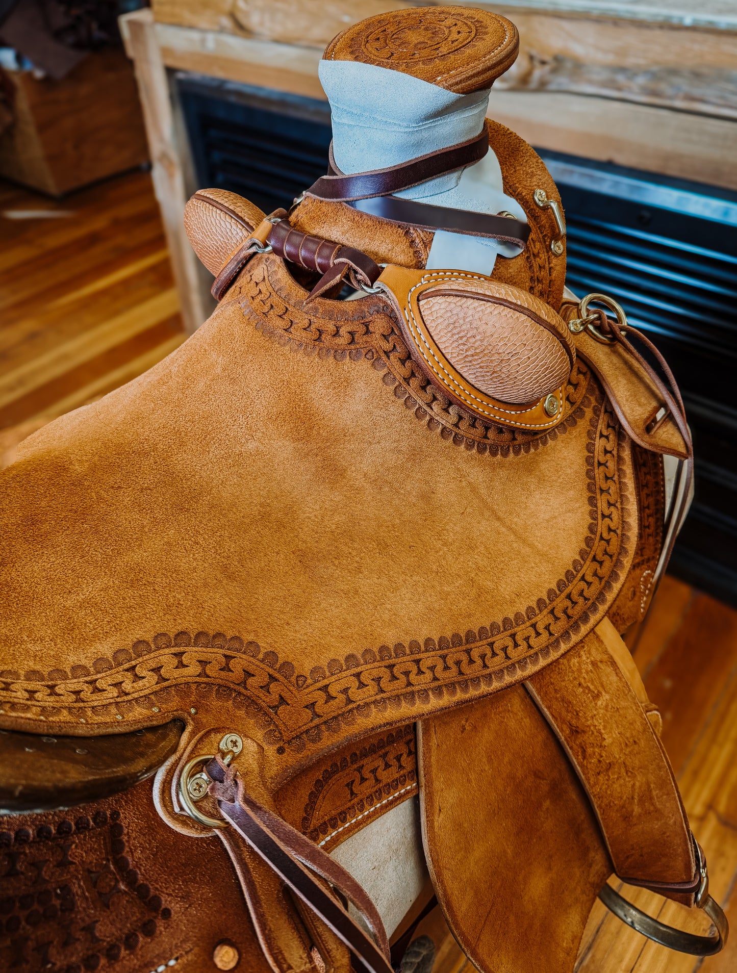 Mountain Saddle